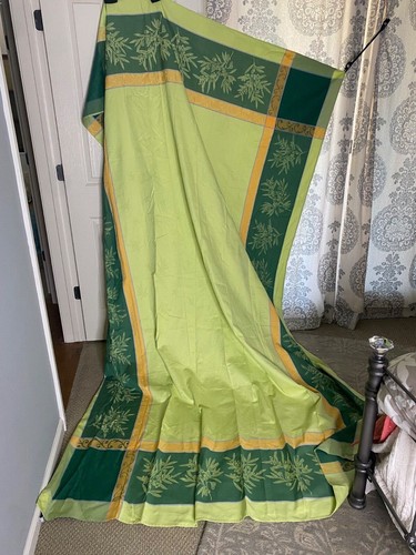 70x104 table cloth green